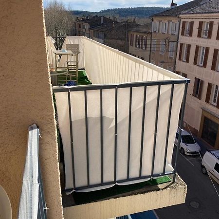 Appartement Salernes centre ville Extérieur photo