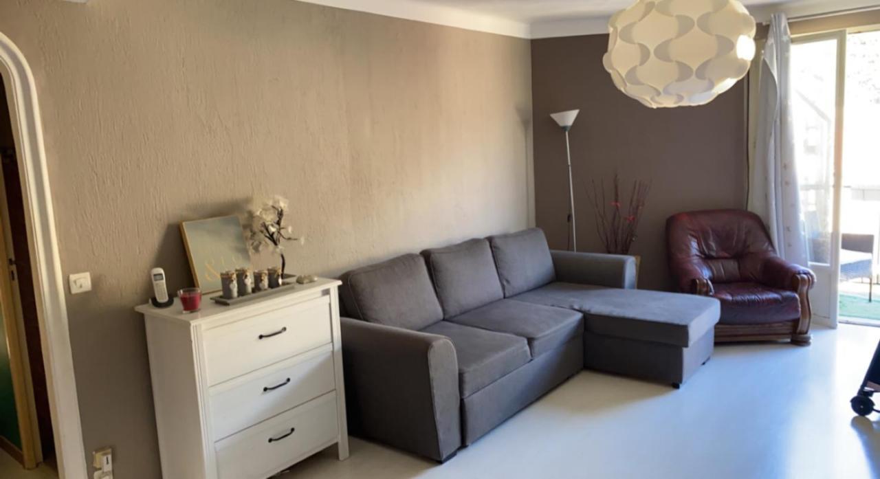 Appartement Salernes centre ville Extérieur photo